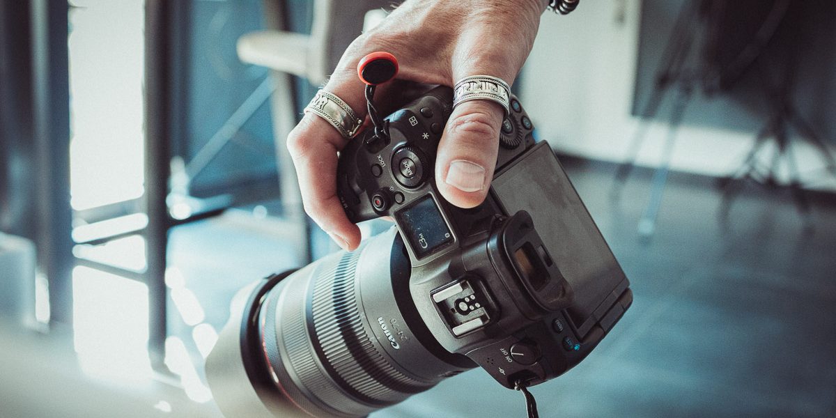 serge Nied studio chlorophylle photographe autoportrait tuto guide Comment réussir un autoportrait professionnel en lumière naturelle